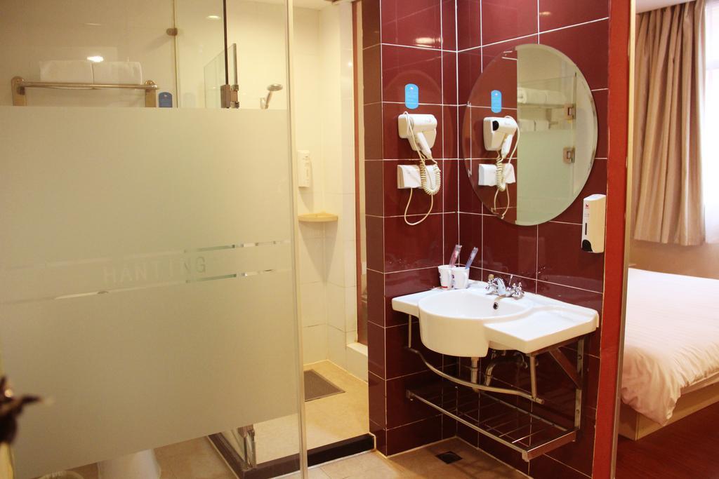 Hanting Hotel Ningbo Tian Yi Square Newbranch Rum bild